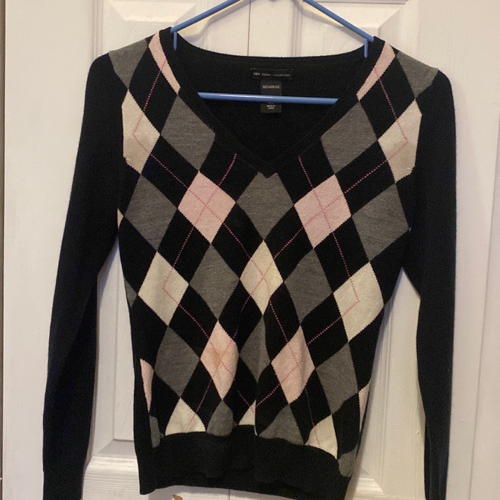 diamond checkered women’s new york & company long sleeve shirt black pink gray